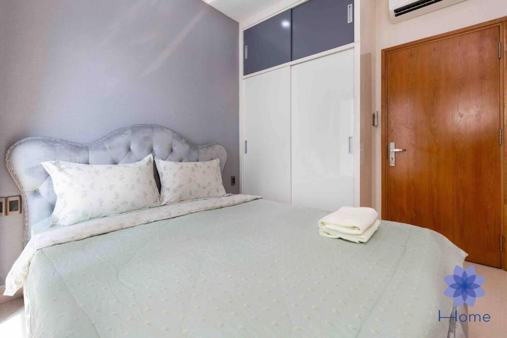 For Rent Near Airport. W/free Gym & Pool *