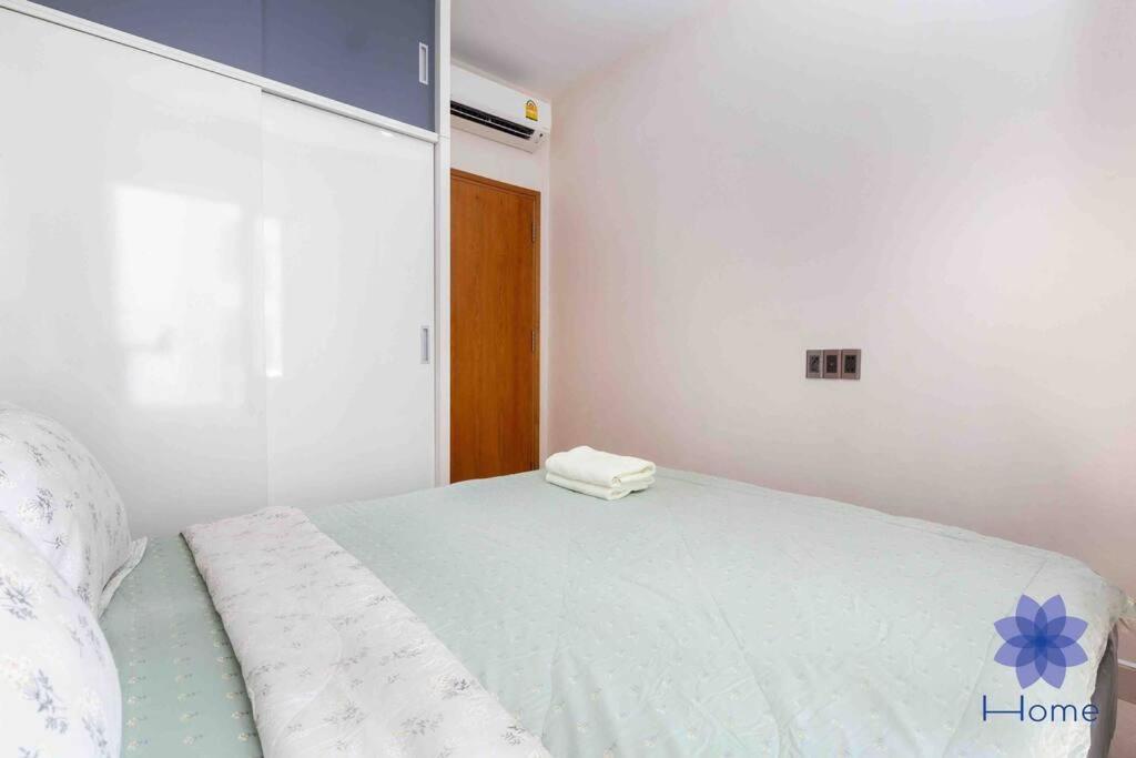 For Rent Near Airport. W/free Gym & Pool