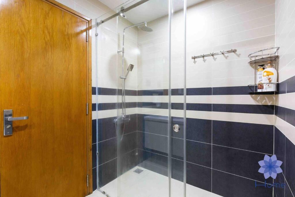 For Rent Near Airport. W/free Gym & Pool * TP. Hồ Chí Minh