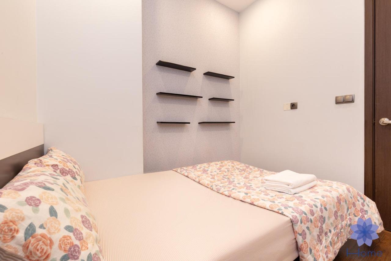 Căn hộ For Rent Near Airport. W/free Gym & Pool